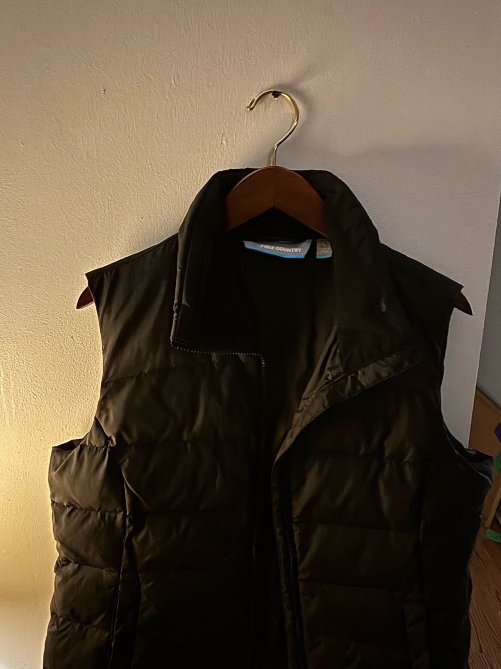 Free Country Woman’s  Black Quilted Puffer Vest